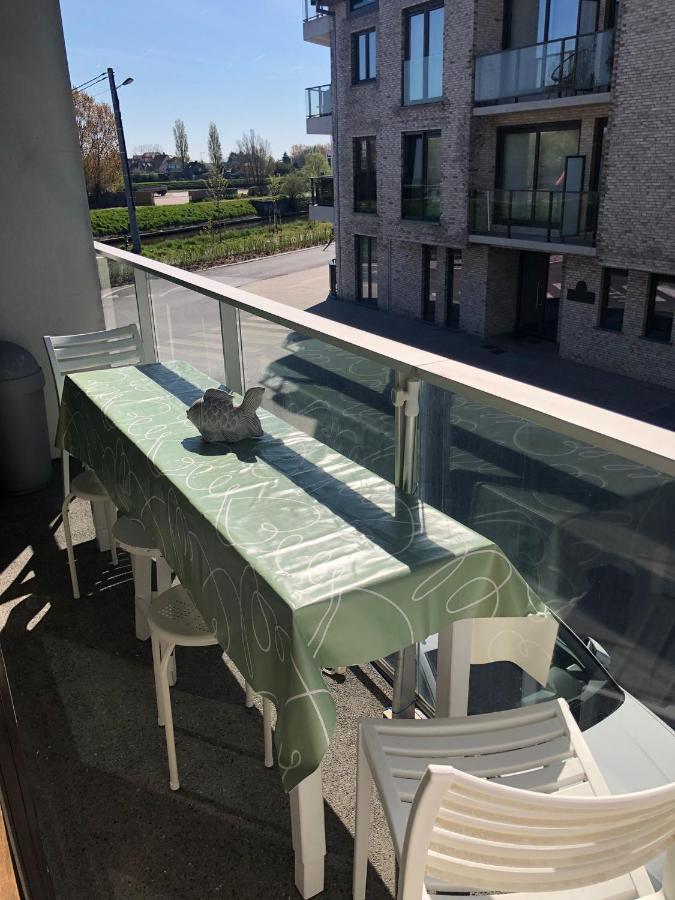 Even Naar Zee Nieuwpoort Appartement Waterkant Exterior foto