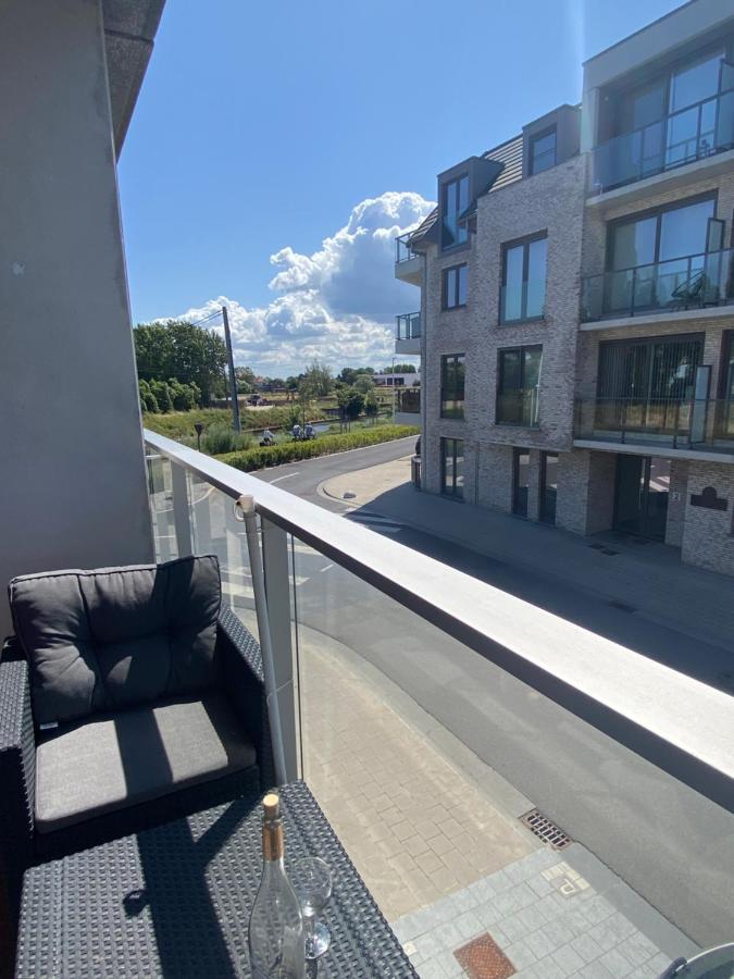 Even Naar Zee Nieuwpoort Appartement Waterkant Exterior foto